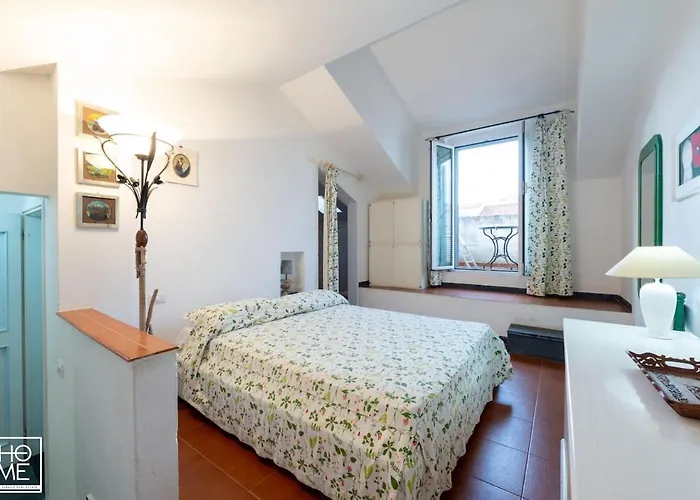 Porto Faro 12 Centro Palau