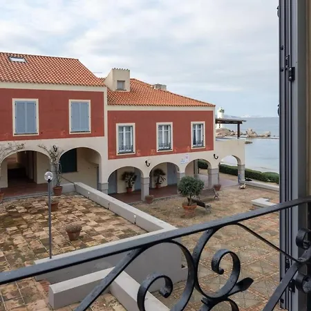 Porto Faro 12 Centro Apartment *